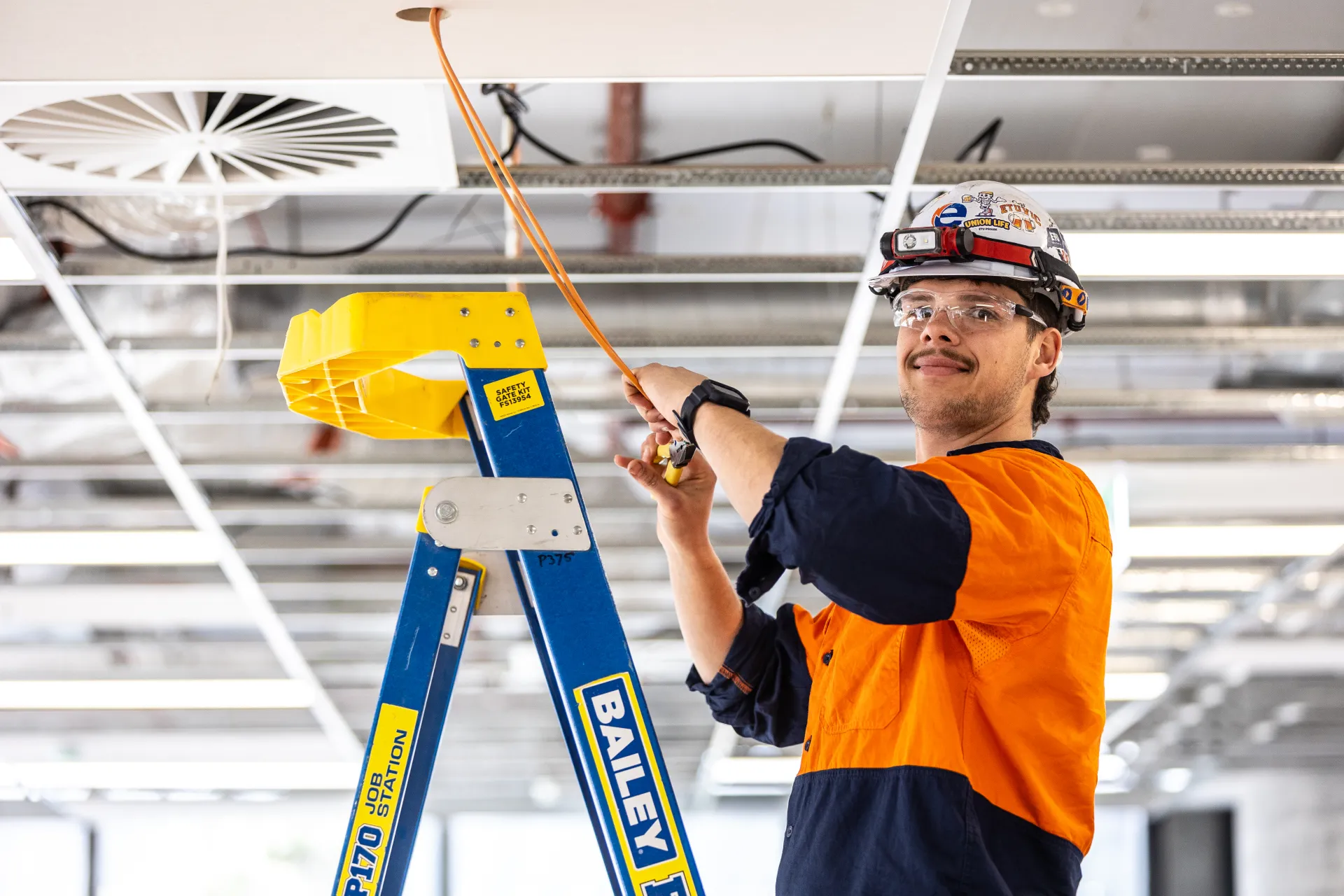 9838_Website_Recruitment_Management_Services_Honeywell_Full_Width_Image_1